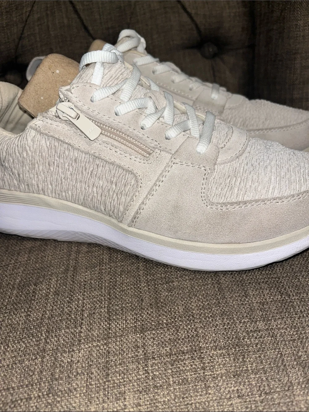 Vionic Delmar Remi Women’s Casual Lace-Up Sneaker size 8.5 - Picture 2 of 11